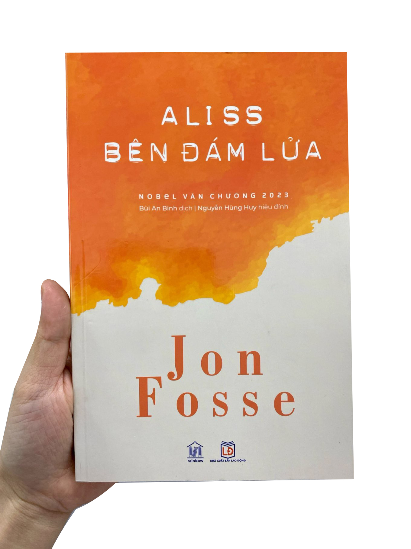 aliss bên đám lửa - Ảnh 9