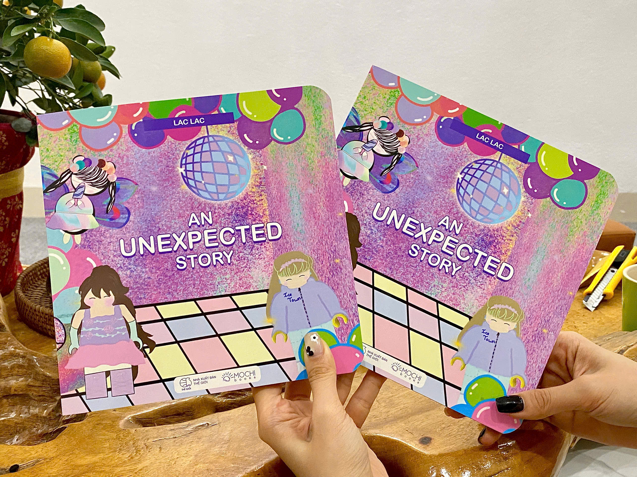 An Unexpected Story - Bìa Cứng - Ảnh 3