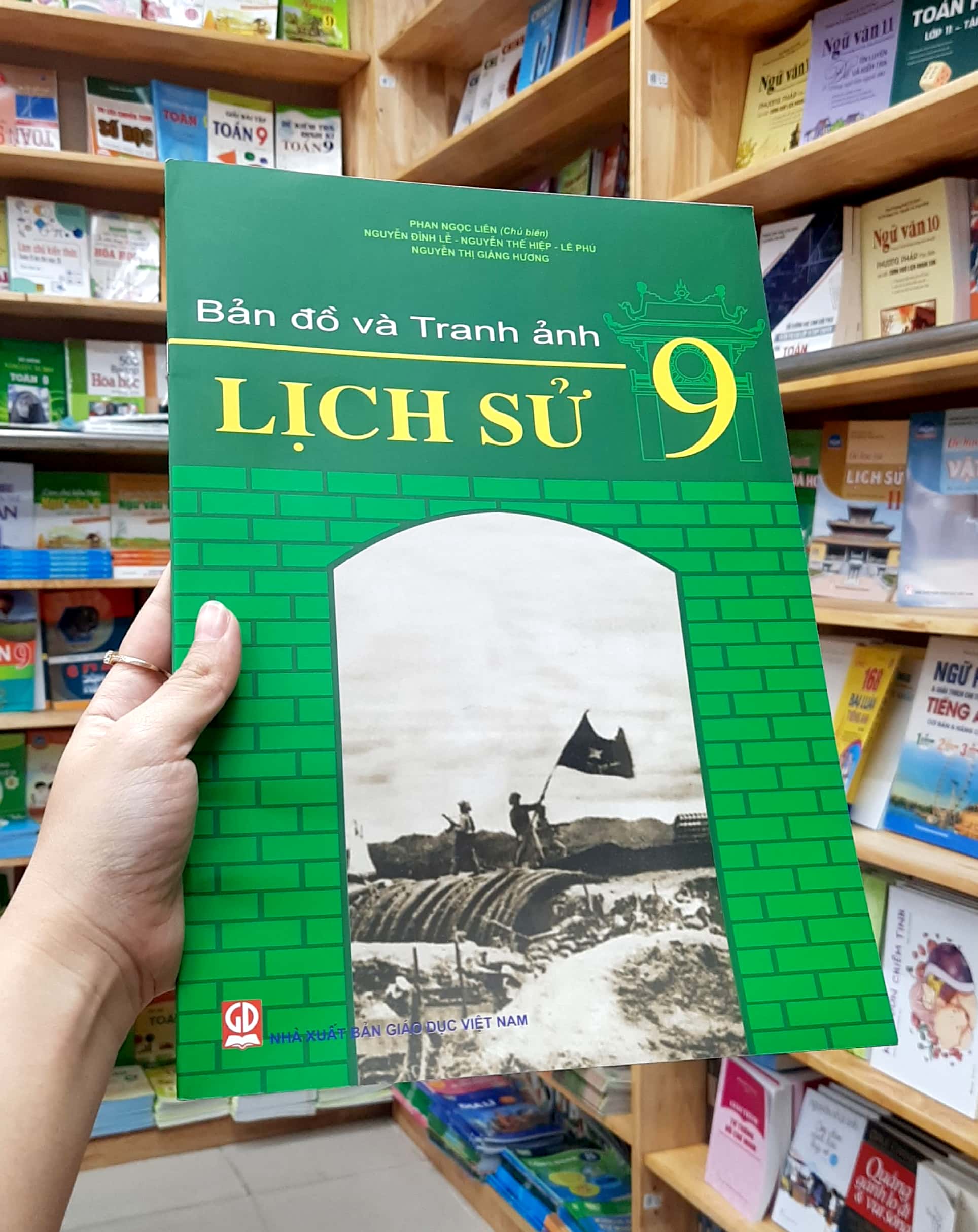 bản đồ và tranh ảnh lịch sử 9 (2021) - Ảnh 7