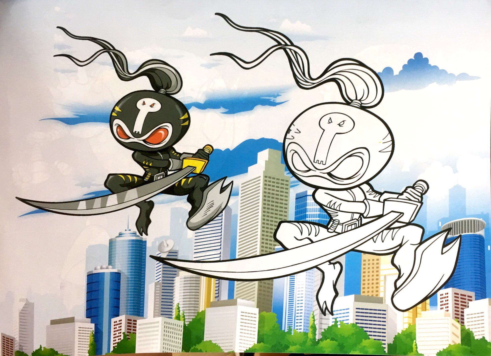 bé chơi với bút màu - rô - bốt - Ảnh 5