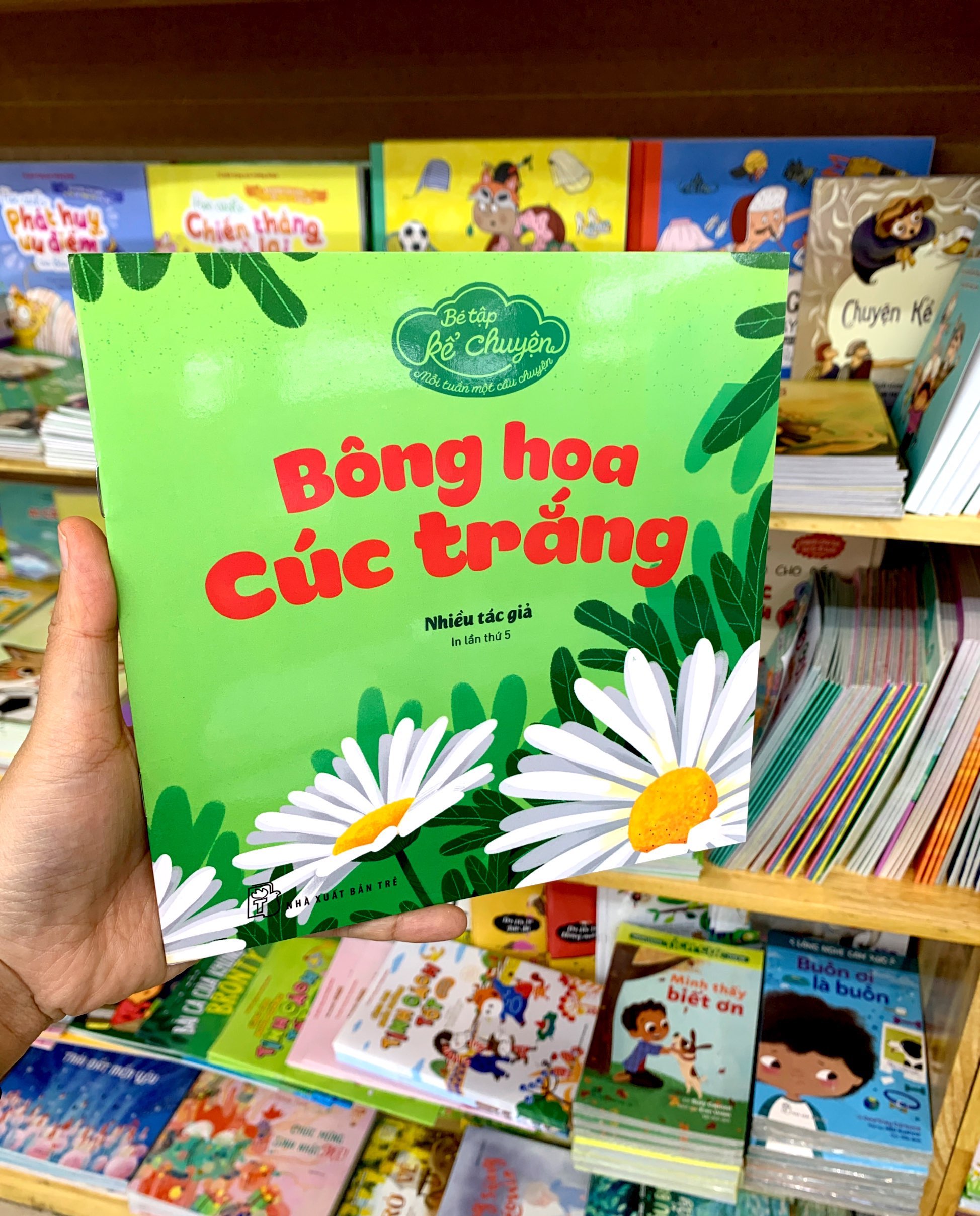 bé tập kể chuyện - bông hoa cúc trắng (2022) - Ảnh 7