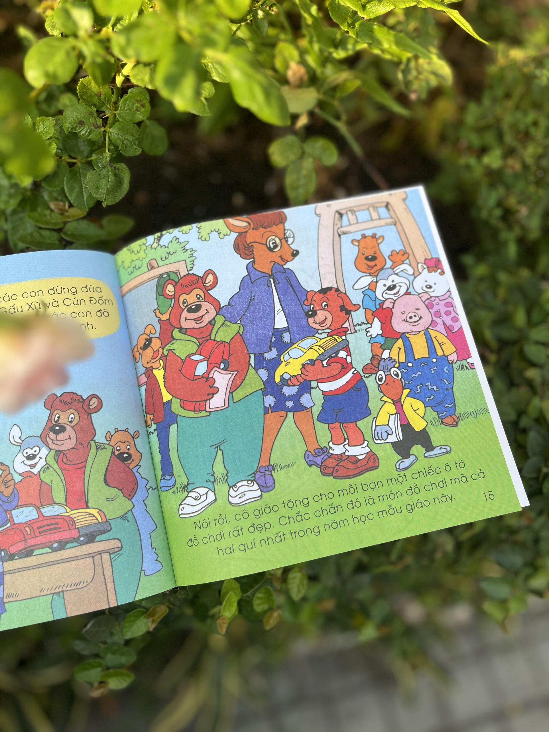 bé tập kể chuyện - món quà của cô giáo (tái bản) - Ảnh 3