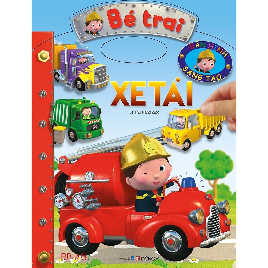 bé trai - xe tải - Ảnh 2