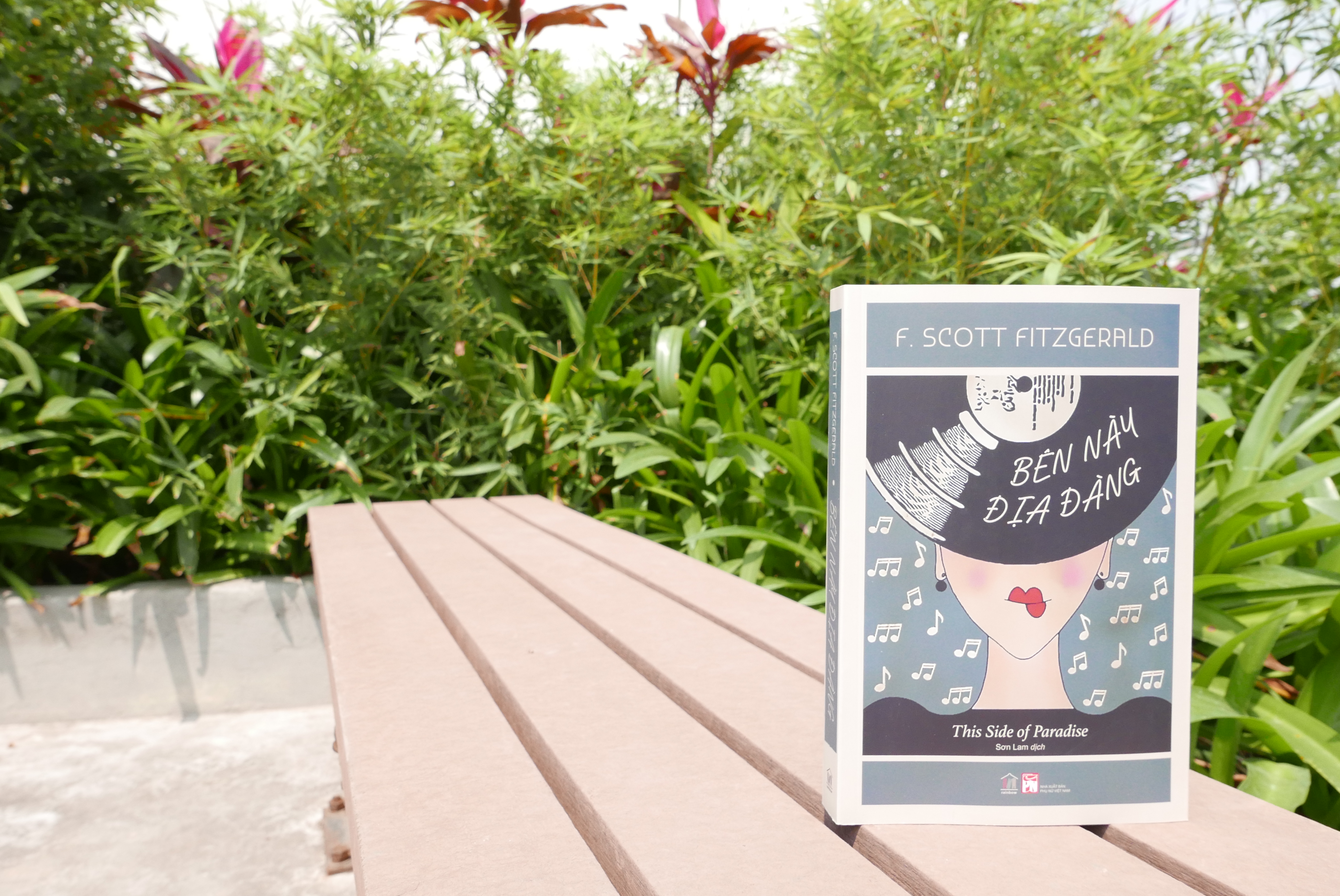 bên này địa đàng - this side of paradise - Ảnh 4