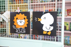 bộ 6 tranh decal kích thích thị giác - đen trắng và màu - Ảnh 4