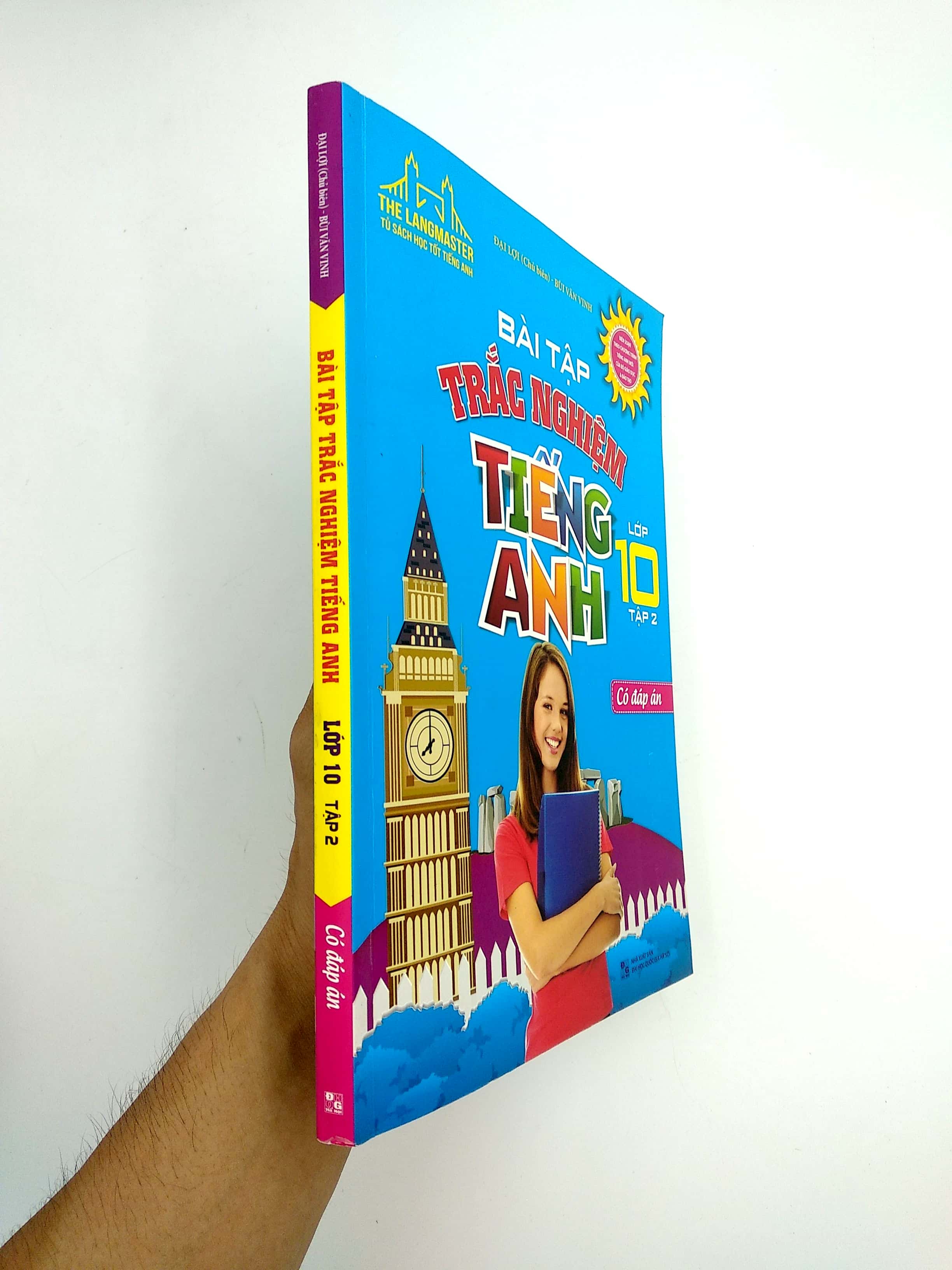 bộ bài tập trắc nghiệm tiếng anh lớp 10 tập 2 - có đáp án - Ảnh 12