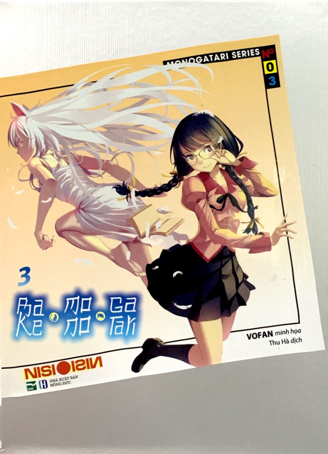 bộ bakemonogatari 3 - bản giới hạn ver b: standee bập bênh + postcard nhựa - Ảnh 3