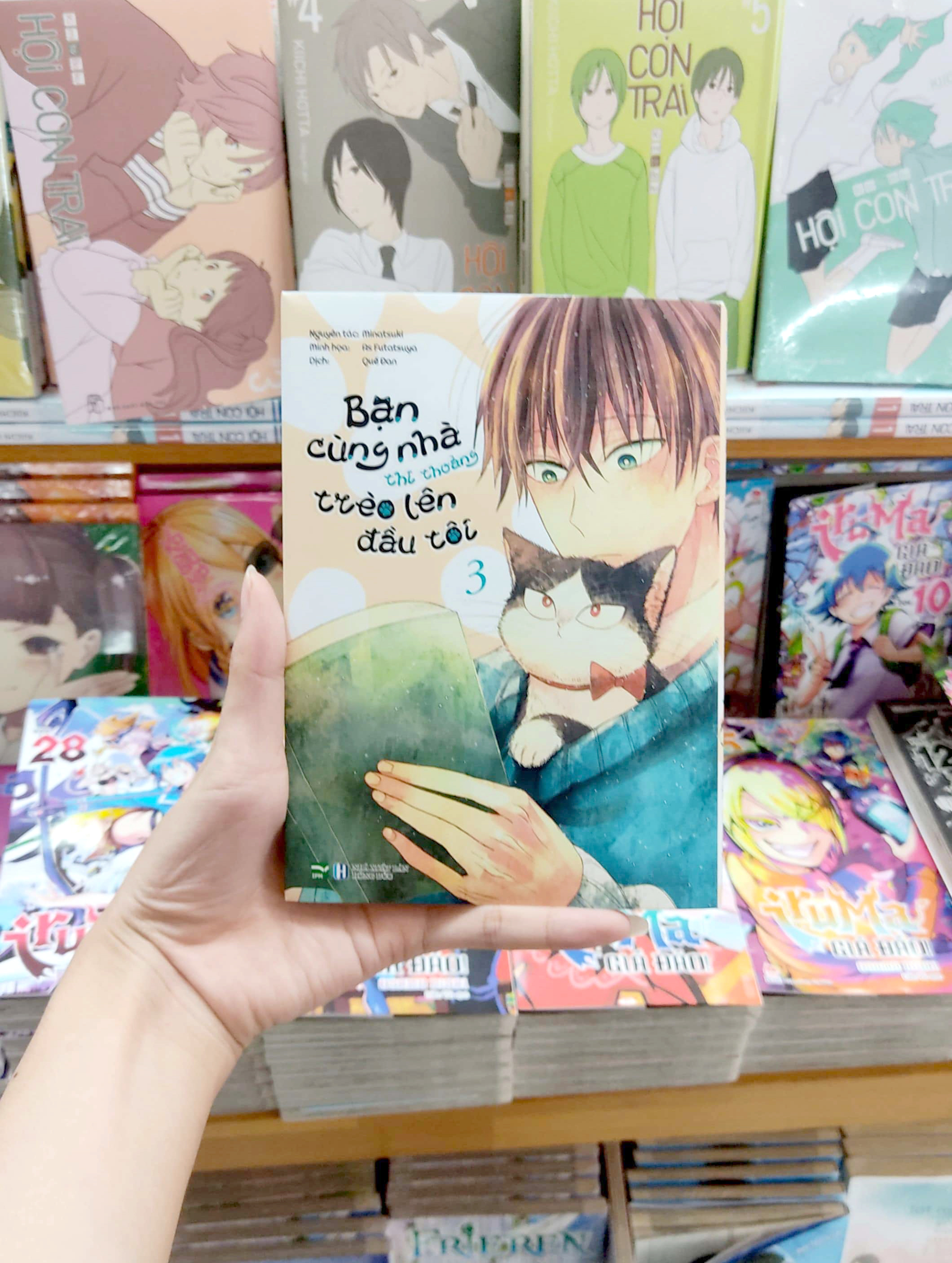 bộ bạn cùng nhà thi thoảng trèo lên đầu tôi - tập 3 - Ảnh 9