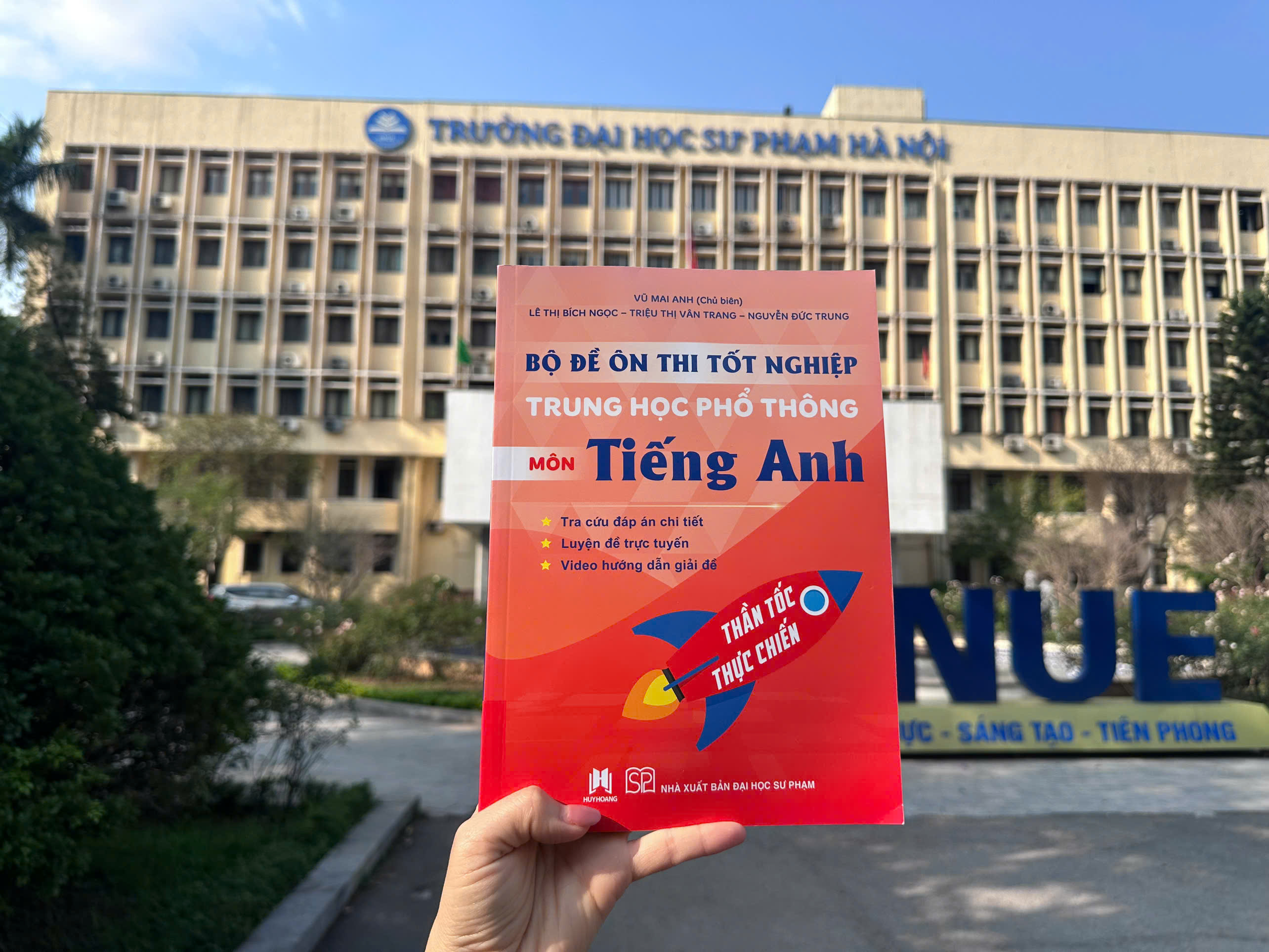 Bộ Đề Ôn Thi Tốt Nghiệp Trung Học Phổ Thông - Môn Tiếng Anh - Ảnh 9