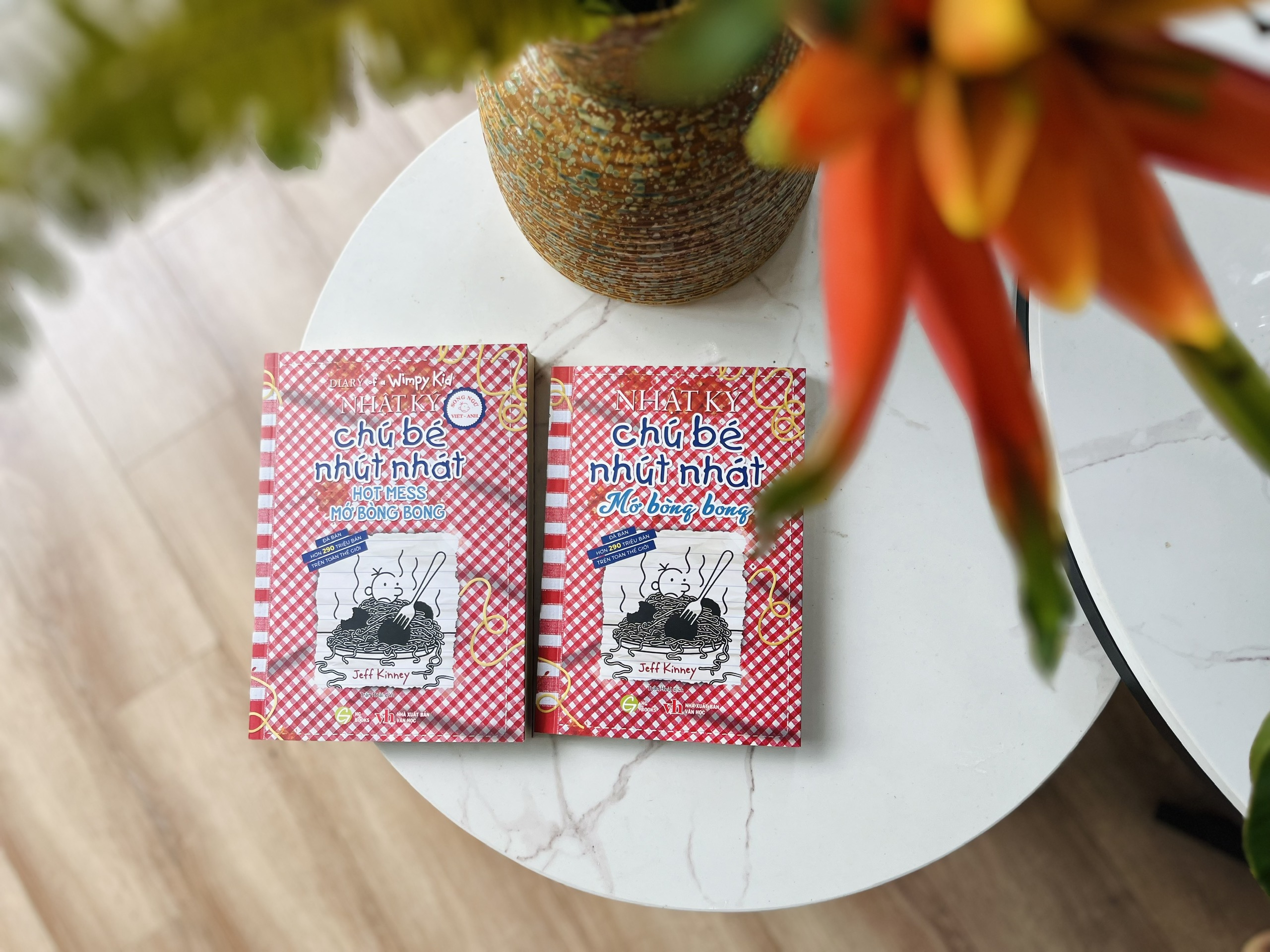 Bộ Diary Of A Wimpy Kid - Nhật Ký Chú Bé Nhút Nhát - Tập 19 - Mớ Bòng Bong - Hot Mess (Song Ngữ Việt-Anh) - Ảnh 8