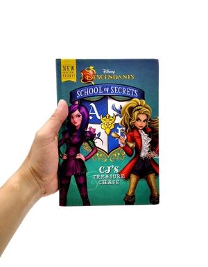 bộ disney descendants: school of secrets: cj's treasure chase (book 1) - Ảnh 8