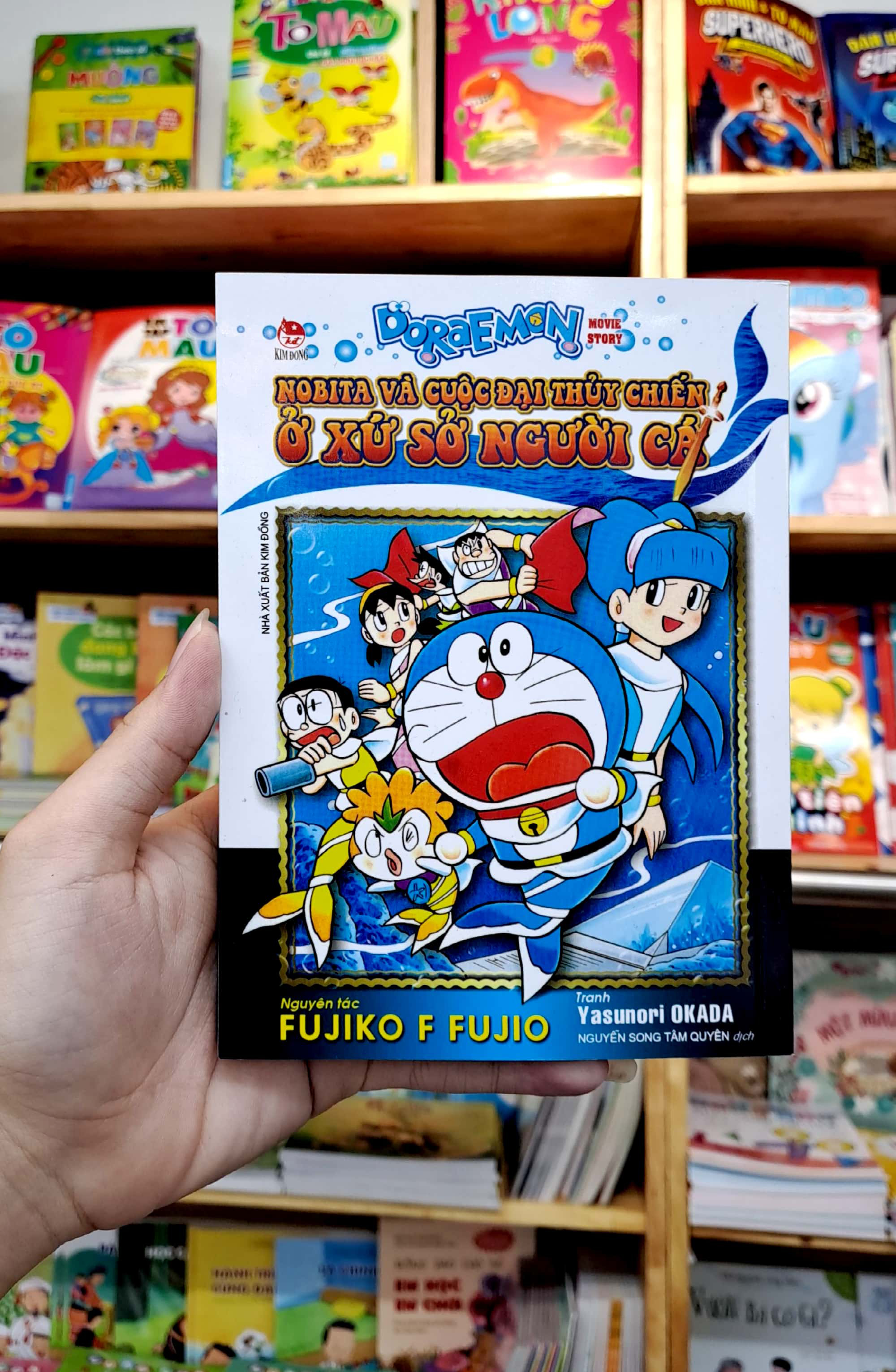 bộ doraemon - movie story - nobita và cuộc đại thủy chiến sở xứ sở người cá (tái bản 2022) - Ảnh 8