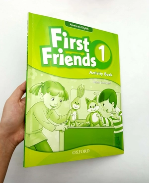 bộ first friends american english 1 activity book - Ảnh 11