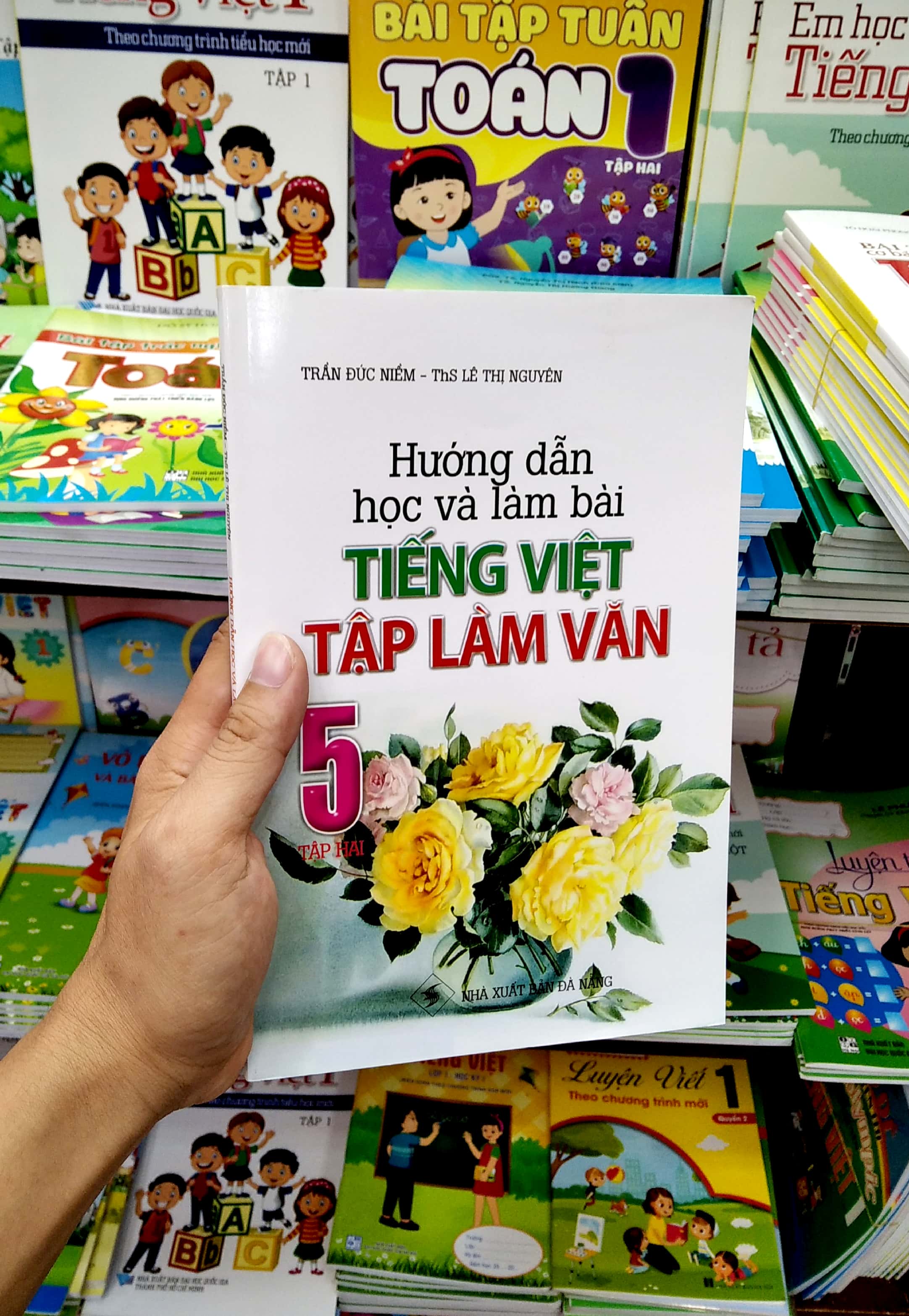 bộ hướng dẫn học và làm bài tiếng việt - tập làm văn 5 (tập 2) - Ảnh 2