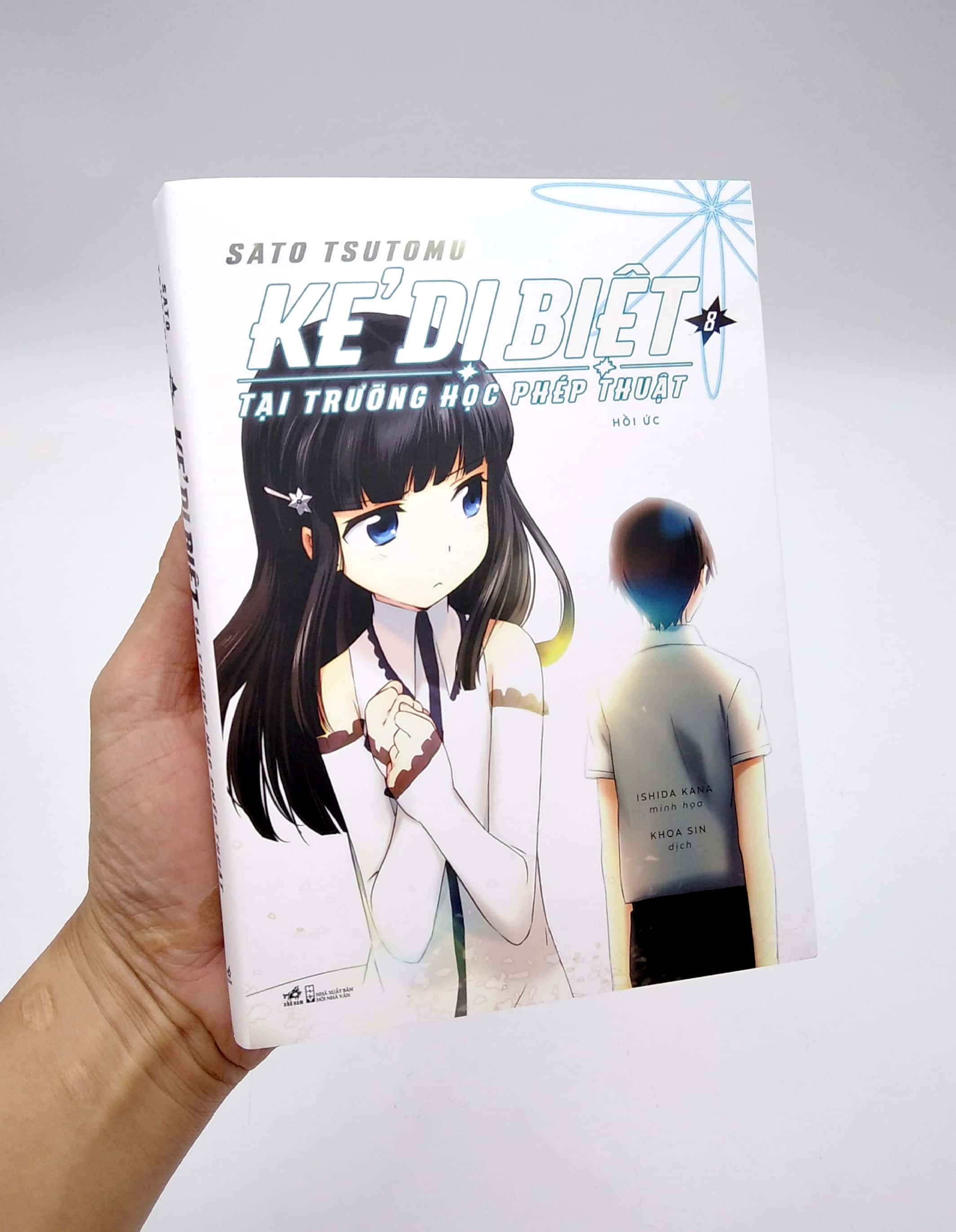 bộ kẻ dị biệt tại trường học phép thuật - tập 8 - tặng kèm bookmark - Ảnh 8