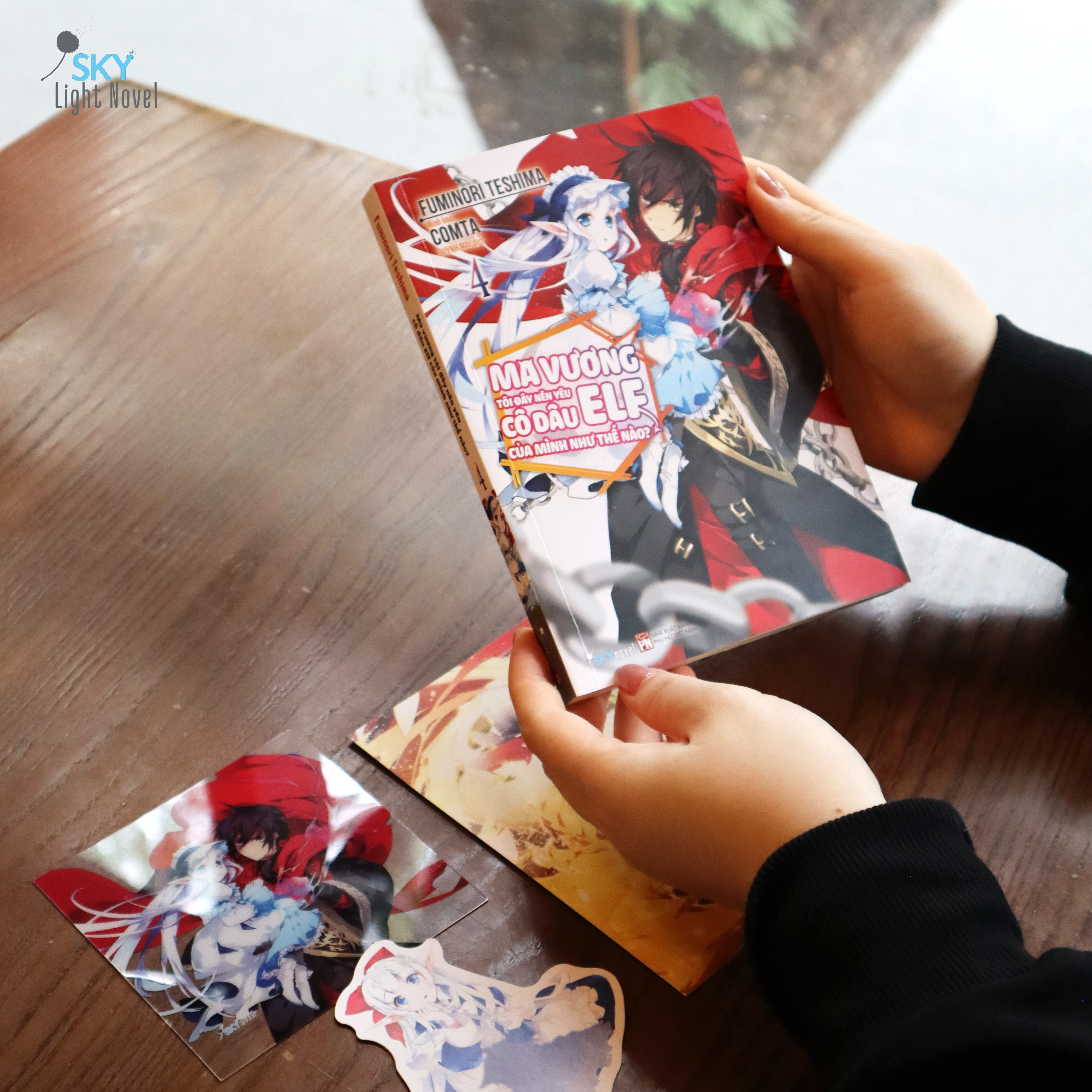 Bộ Ma Vương Tôi Đây Nên Yêu Cô Dâu Elf Của Mình Như Thế Nào? - Tập 4 - Bản Đặc Biệt - Tặng Kèm Bookmark + Postcard + Card Trong - Ảnh 6