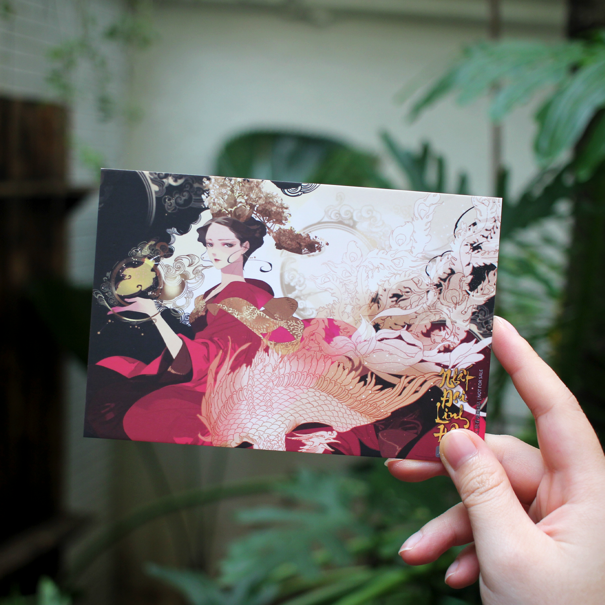 Bộ Nhất Đại Linh Hậu - Tập 1 - Tặng Kèm Postcard Bồi Cứng + Postcard Kim Tuyến Tơ Tằm - Ảnh 5