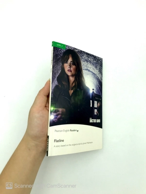 bộ pearson english readers level 3: doctor who: flatline - Ảnh 12