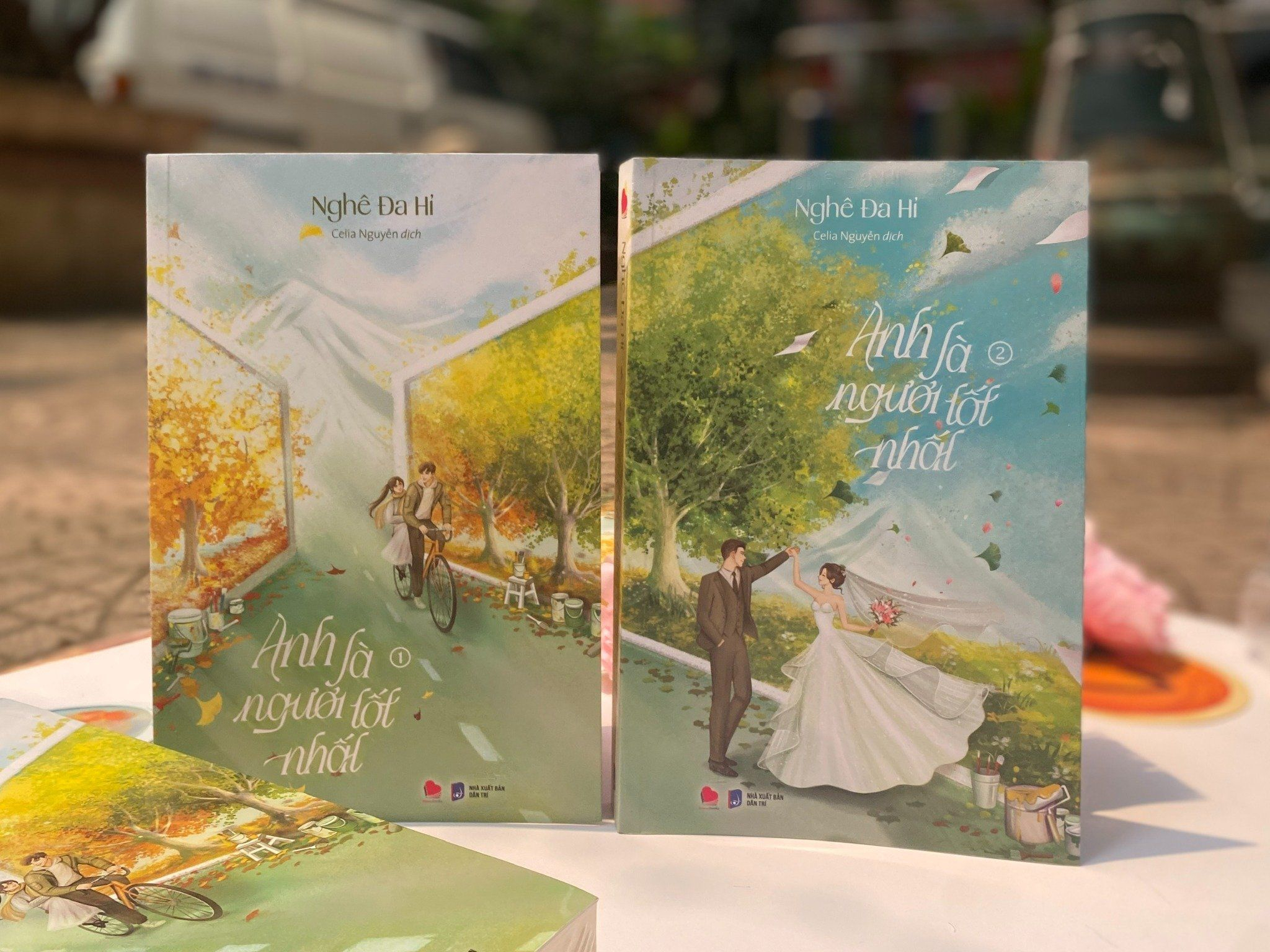 Bộ Sách Anh Là Người Tốt Nhất - Tập 1 + Tập 2 (Bộ 2 Tập) - Tặng Kèm Bookmark Pallet Pha Màu + Bookmark Bóng Rổ + Postcard - Ảnh 7