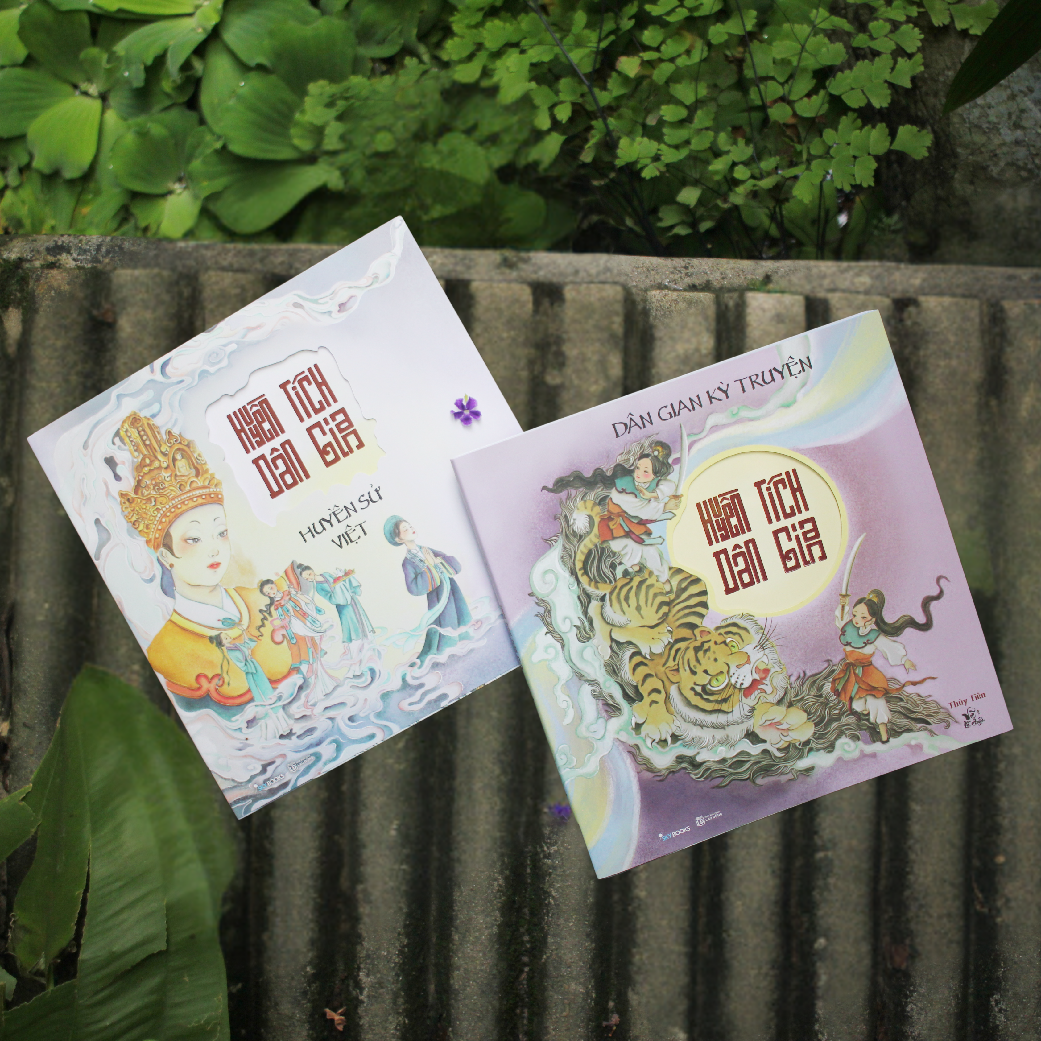 Bộ Sách Huyền Tích Dân Gian - Huyền Sử Việt + Dân Gian Kỳ Truyện (Bộ 2 Cuốn) - Bản Đặc Biệt - Tặng Kèm 2 Bookmark + 2 Sticker - Ảnh 10