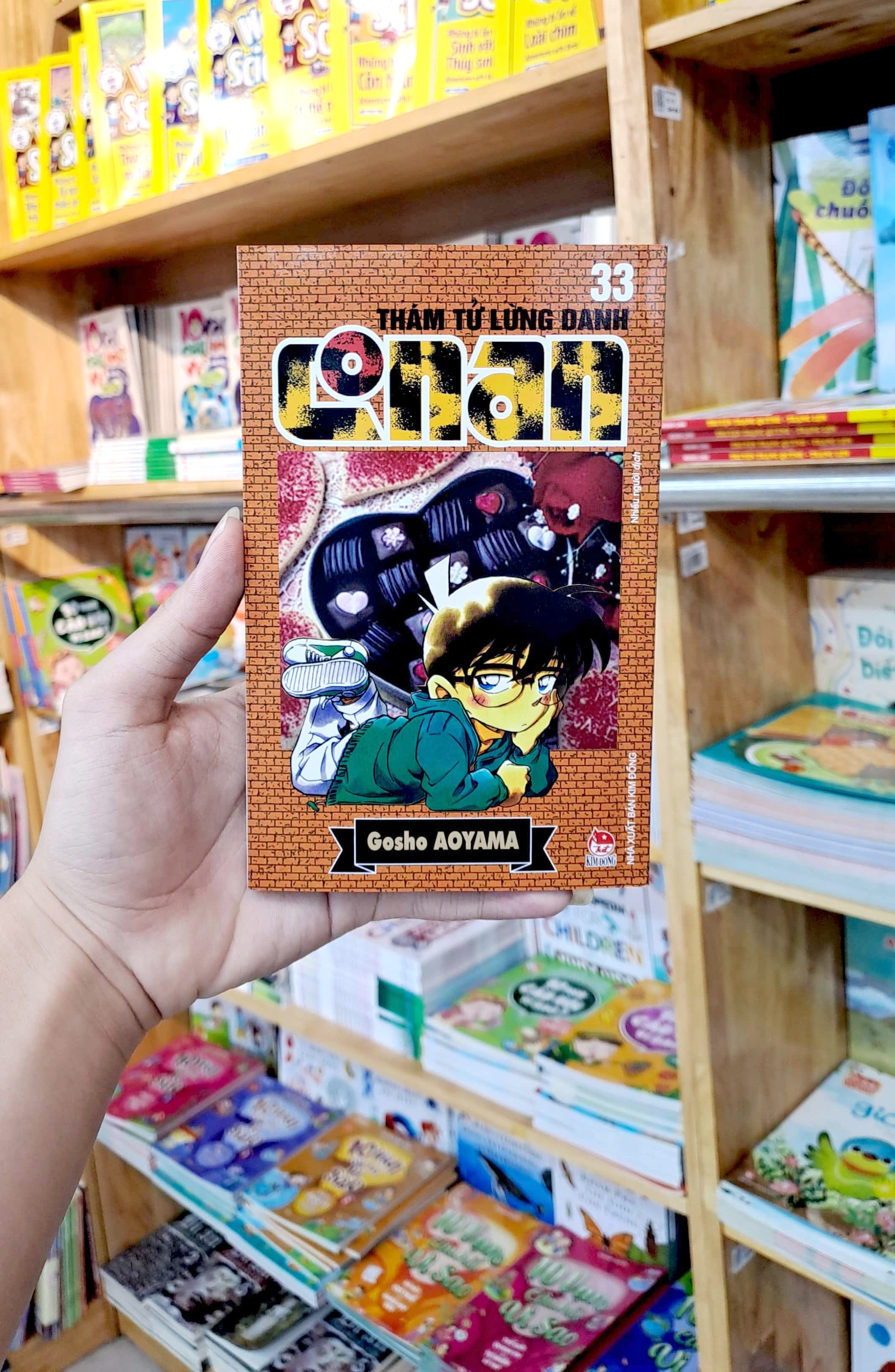 bộ thám tử lừng danh conan - tập 33 (tái bản 2023) - Ảnh 9