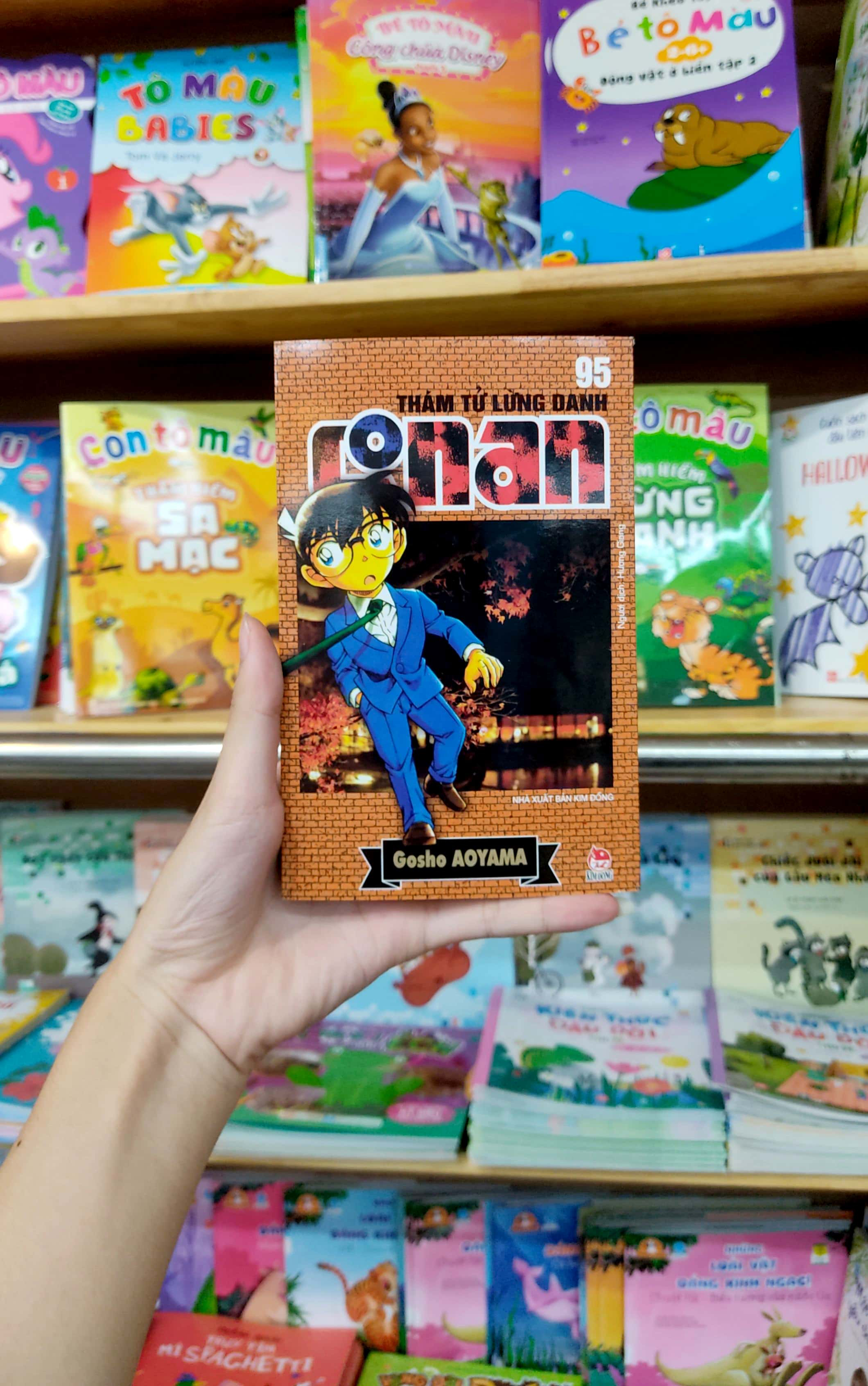 bộ thám tử lừng danh conan - tập 95 (tái bản 2023) - Ảnh 8