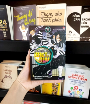 bộ thanh gươm diệt quỷ - kimetsu no yaiba - tập 19 - cánh bướm xao động - Ảnh 9