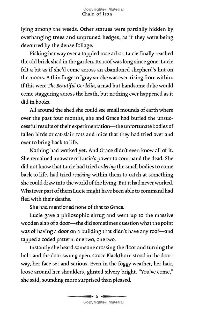 Bộ The Last Hours - Book 2 - Chain Of Iron - Ảnh 5