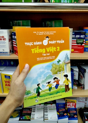 bộ thực hành và phát triển tiếng việt 2 - tập 2 - Ảnh 2