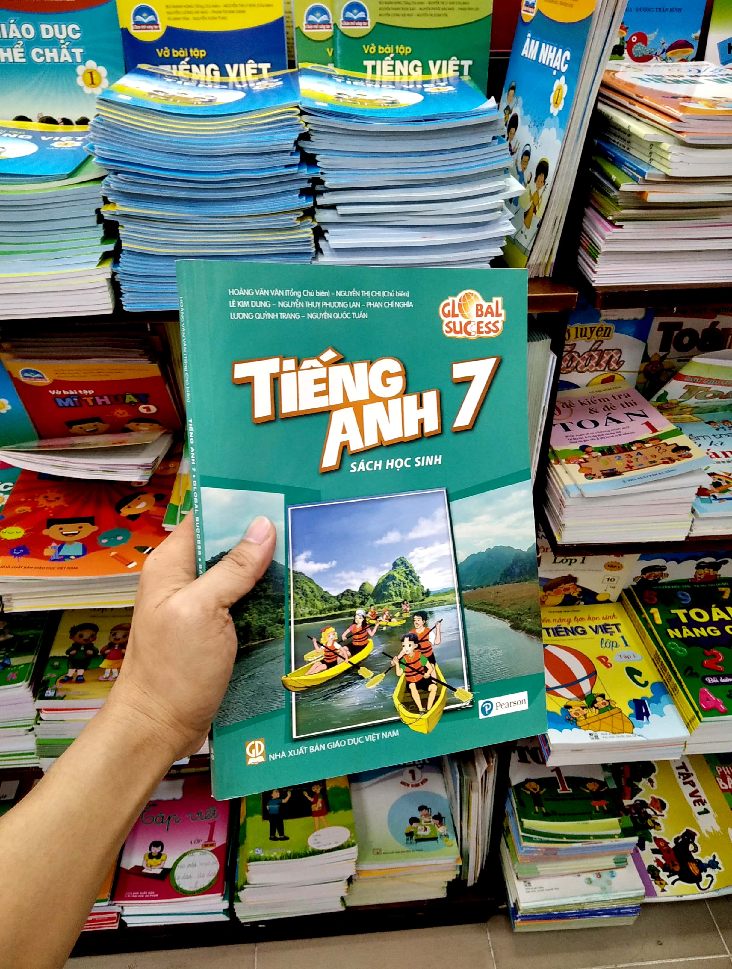 Bộ Tiếng Anh 7 - Sách Học Sinh (Phiên Bản 2026) - Ảnh 8