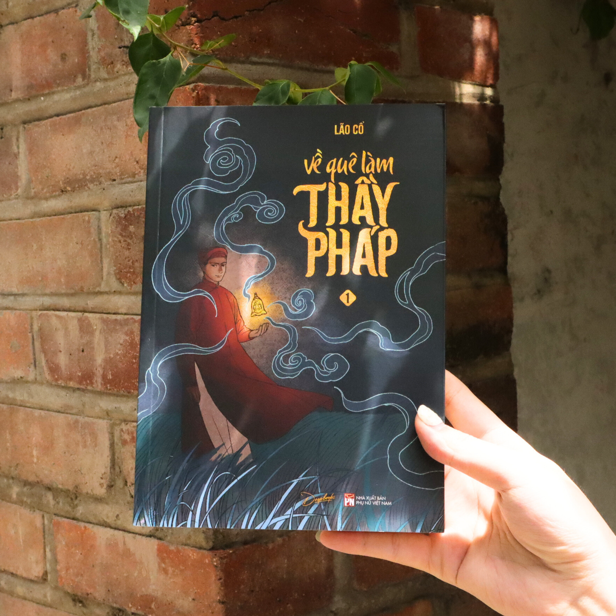 Bộ Về Quê Làm Thầy Pháp - Tập 1 - Tặng Kèm Bookmark Bế Hình Quả Chuông - Ảnh 4