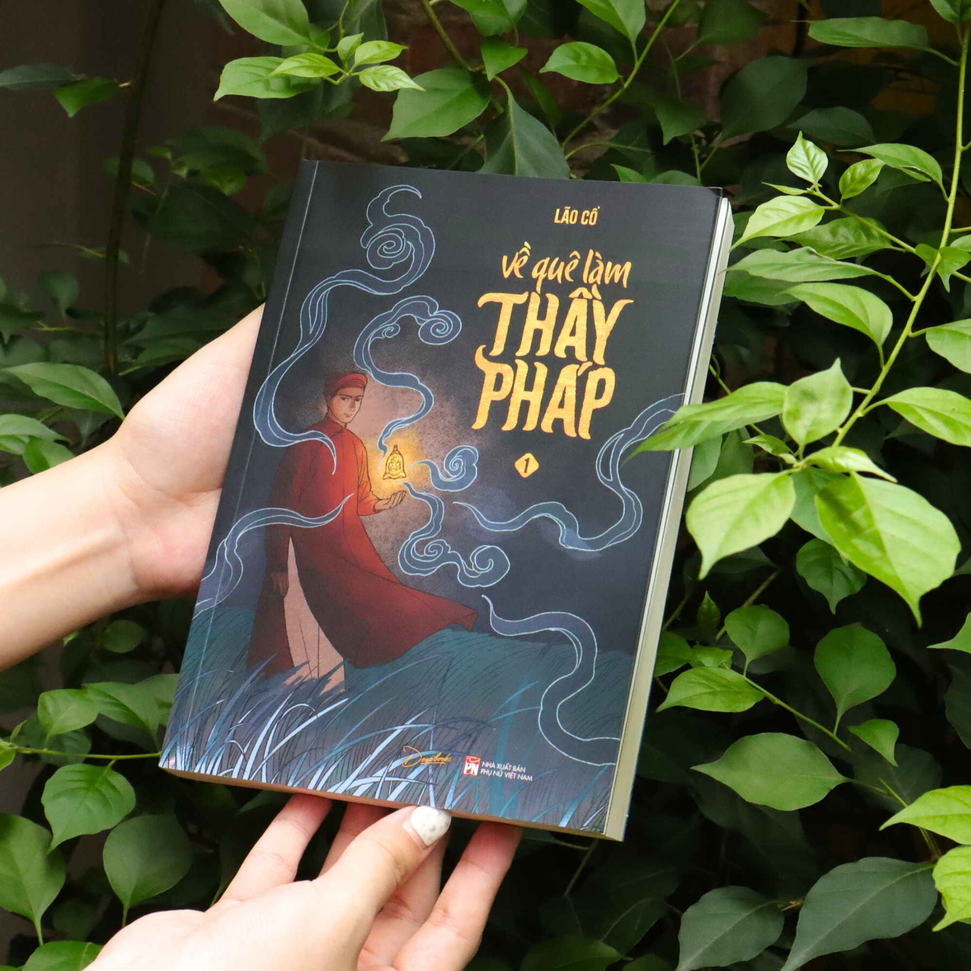 Bộ Về Quê Làm Thầy Pháp - Tập 1 - Tặng Kèm Bookmark Bế Hình Quả Chuông - Ảnh 5