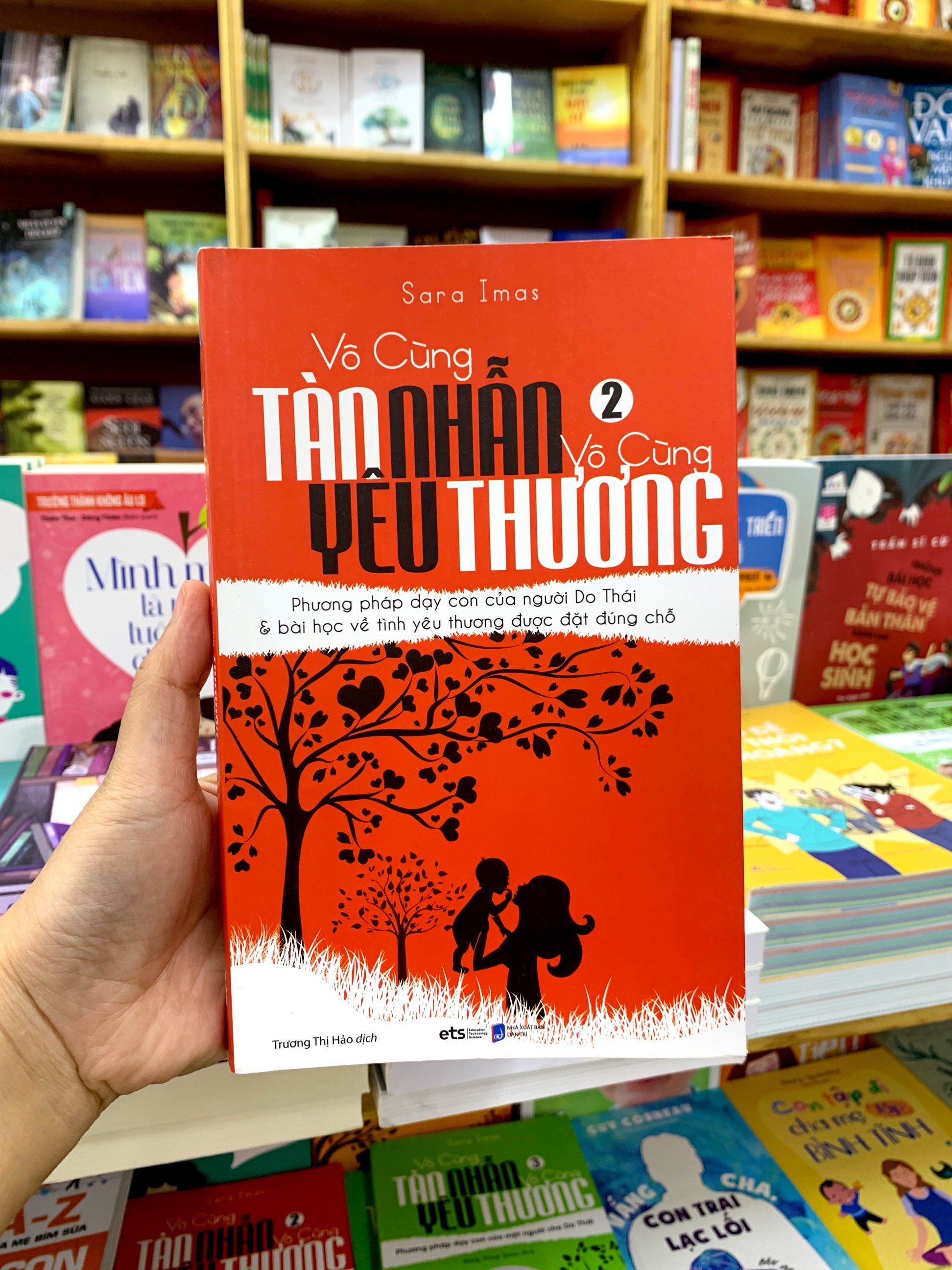 bộ vô cùng tàn nhẫn, vô cùng yêu thương - tập 2 (tái bản 2022) - Ảnh 10