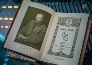 chàng ngốc - ấn bản giới hạn - bìa da - Ảnh 4