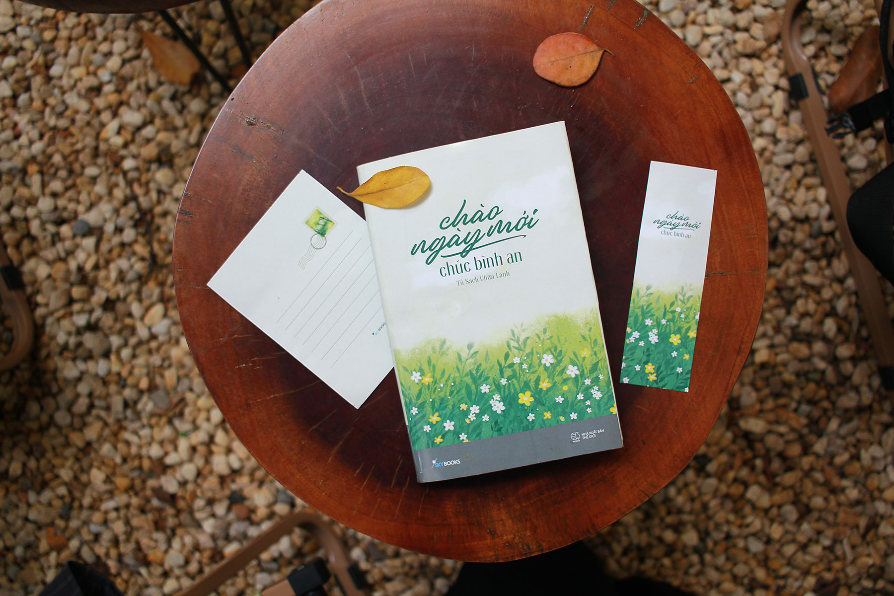 chào ngày mới - chúc bình an - tặng kèm postcard hai mặt + bookmark hai mặt - Ảnh 4