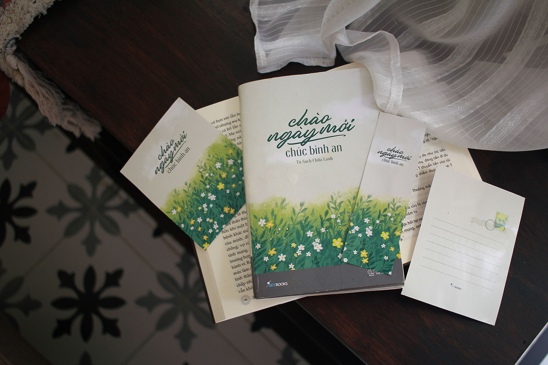 chào ngày mới - chúc bình an - tặng kèm postcard hai mặt + bookmark hai mặt - Ảnh 5