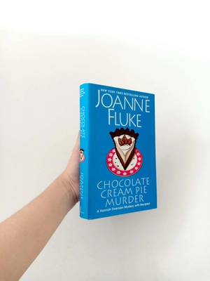 chocolate cream pie murder (a hannah swensen mystery) - Ảnh 10