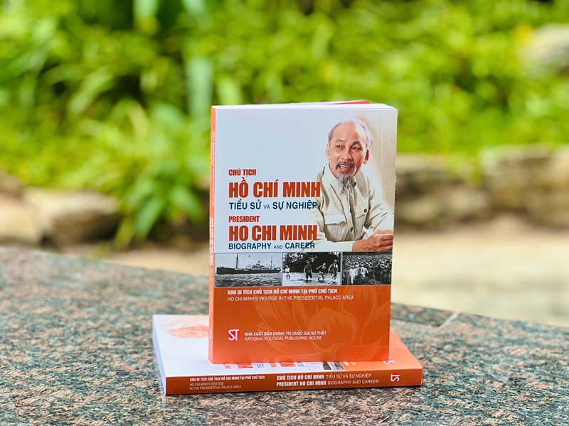 chủ tịch hồ chí minh - tiểu sử và sự nghiệp president ho chi minh - biography and career (song ngữ việt - anh) - Ảnh 4