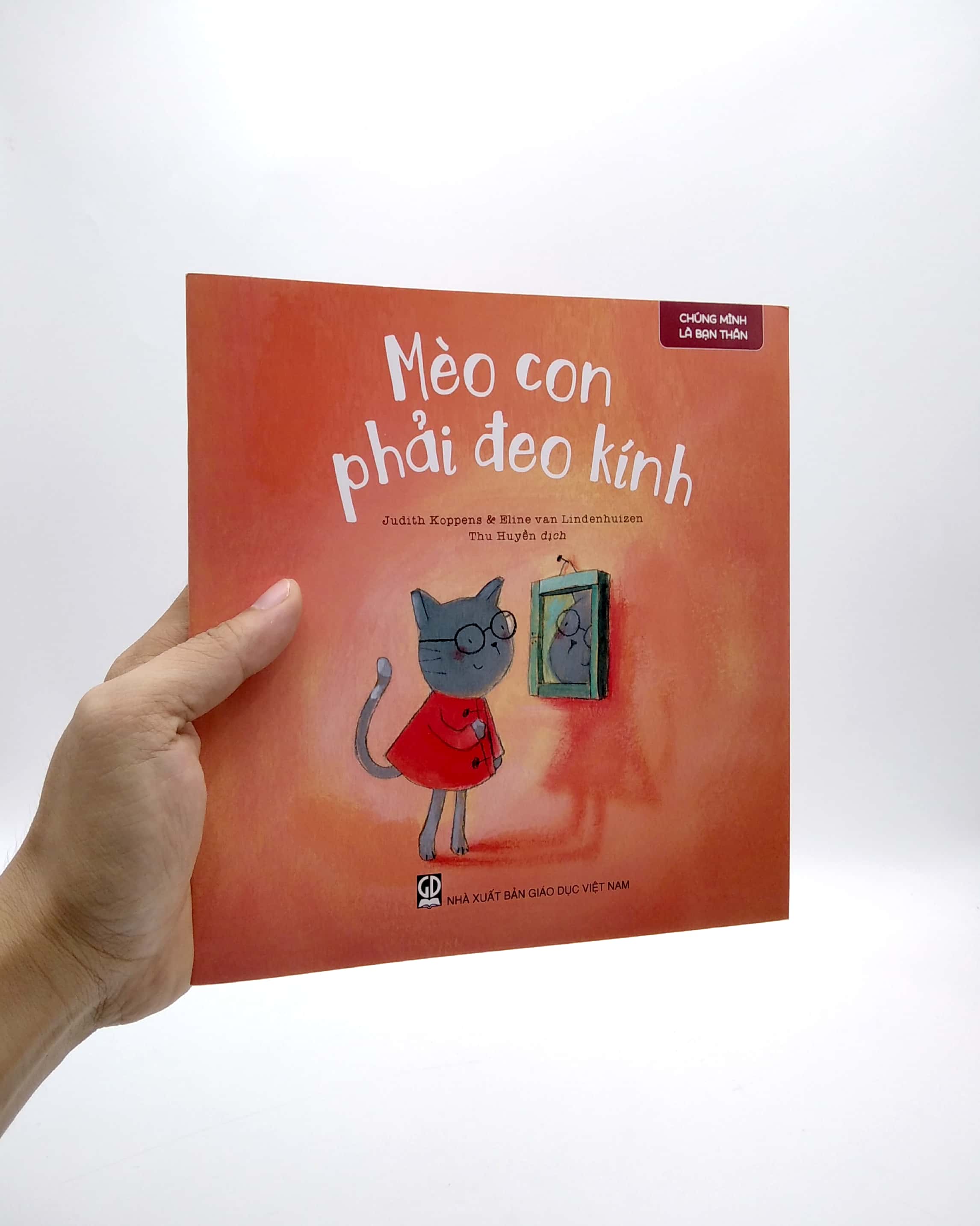 chúng mình là bạn thân - mèo con phải đeo kính - Ảnh 7
