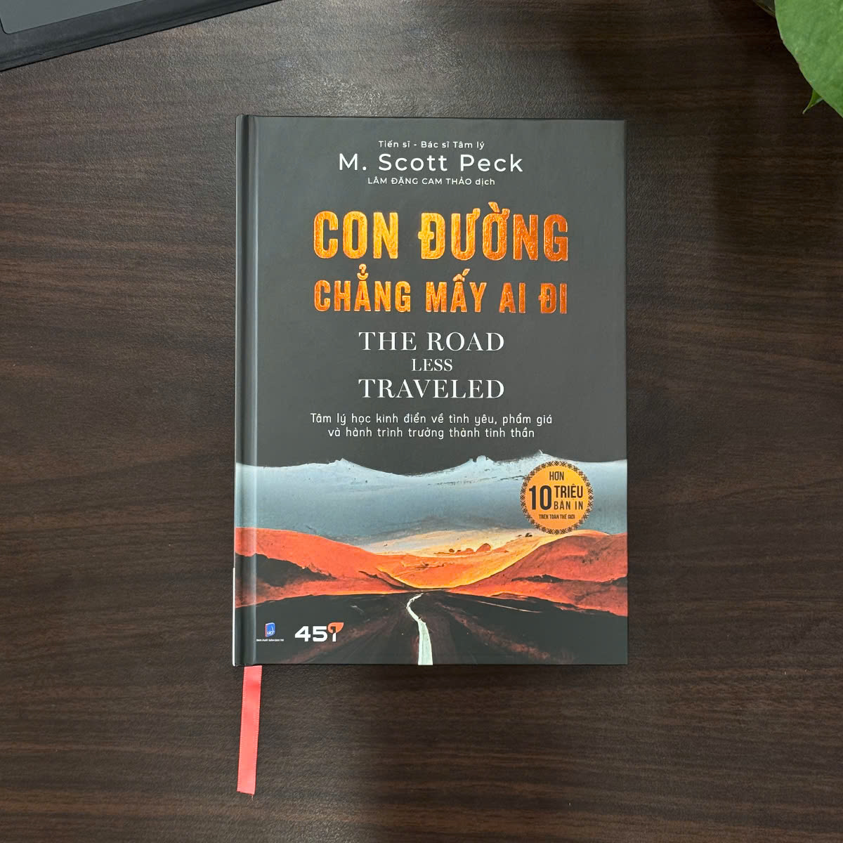 Con Đường Chẳng Mấy Ai Đi - The Road Less Traveled - Bìa Cứng - Độc Quyền Fahasa - Ảnh 5