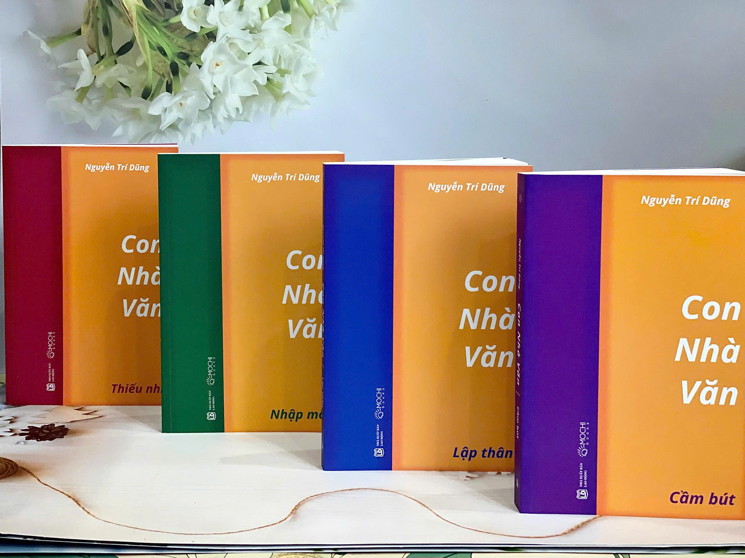 Con Nhà Văn - Cầm Bút - Ảnh 5