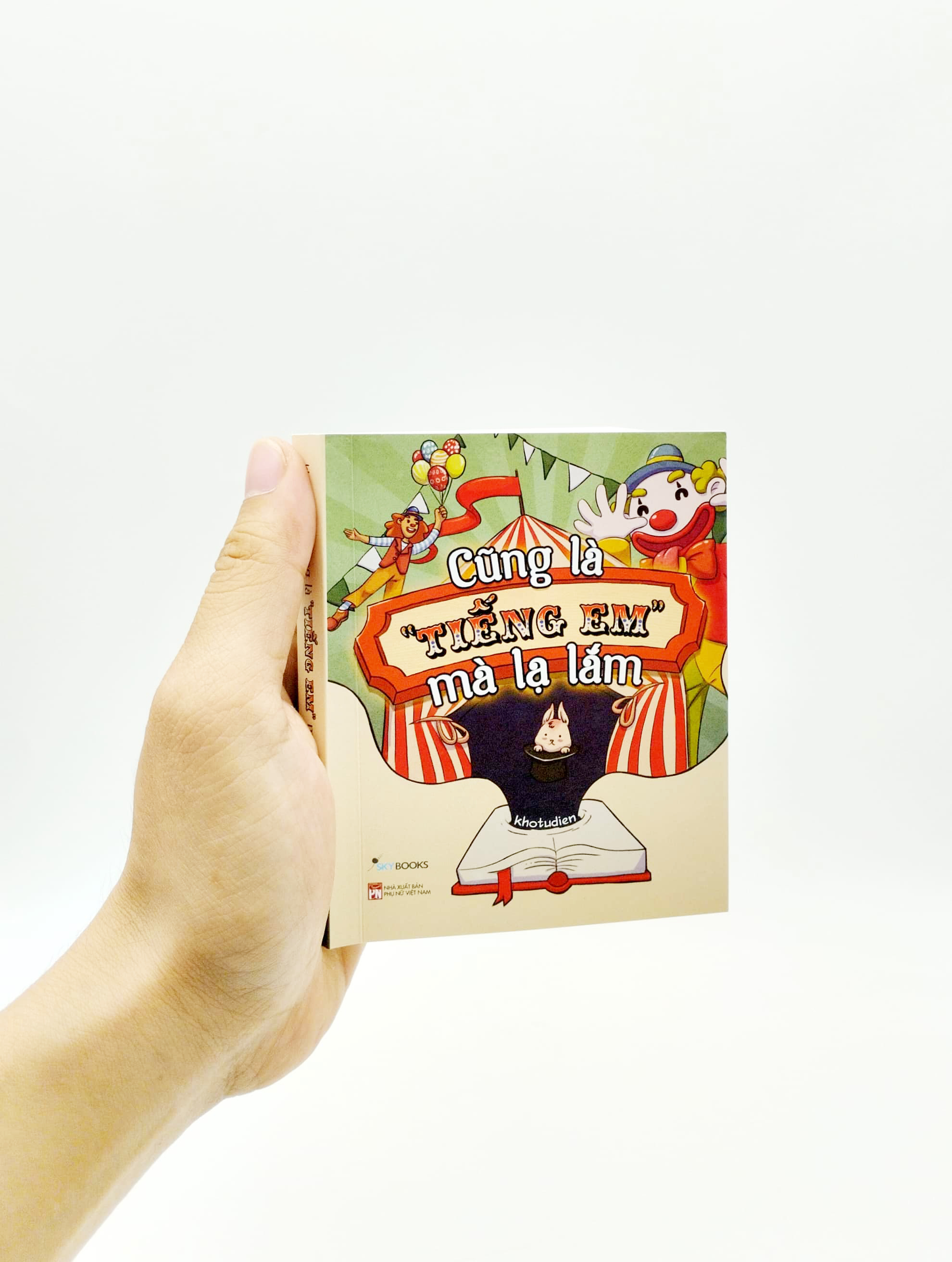 cũng là “tiếng em” mà lạ lắm - Ảnh 7