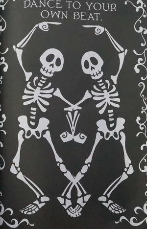 disney pixar coco: colouring fun (colouring time xtra 2 disney) - Ảnh 5