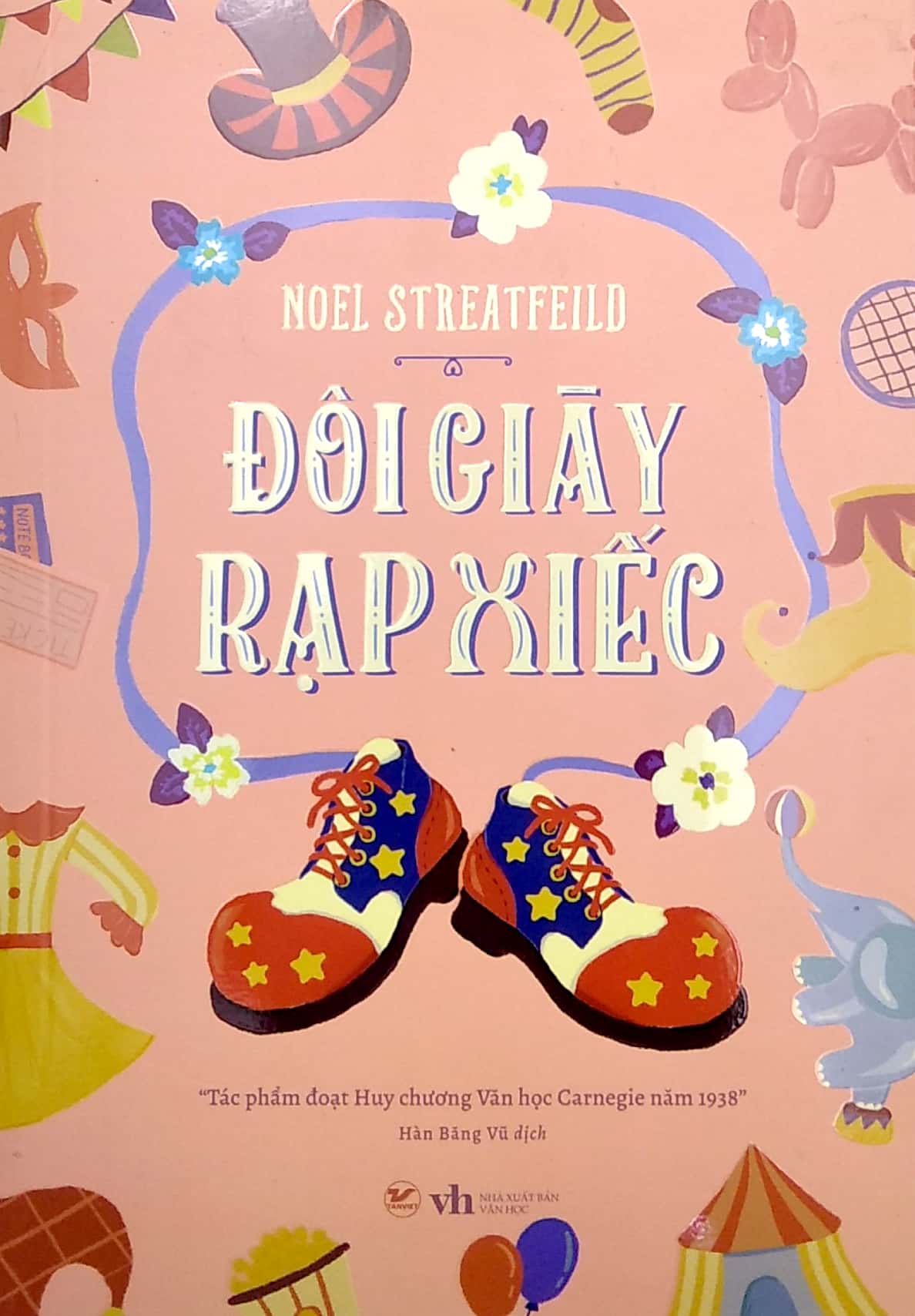 đôi giày rạp xiếc - Ảnh 2