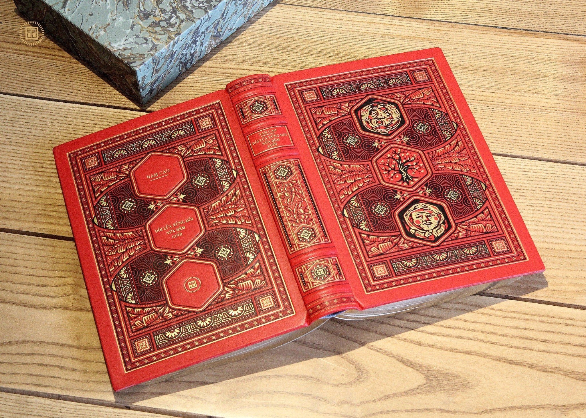 đôi lứa xứng đôi - nửa đêm - cười - ấn bản giới hạn - bìa da microfiber - Ảnh 4