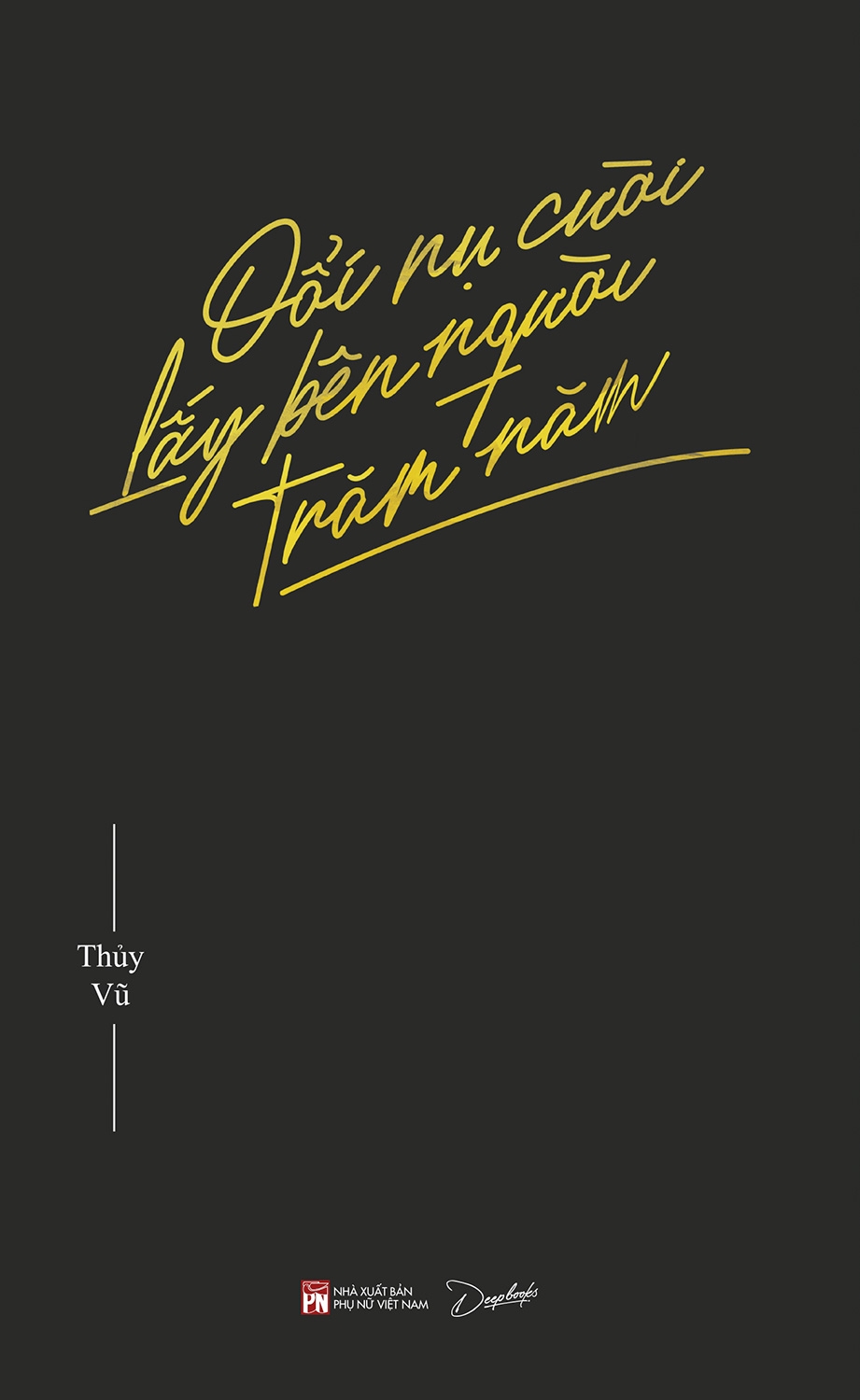 đổi nụ cười lấy bên người trăm năm - tặng kèm bookmark + 2 postcard - Ảnh 2