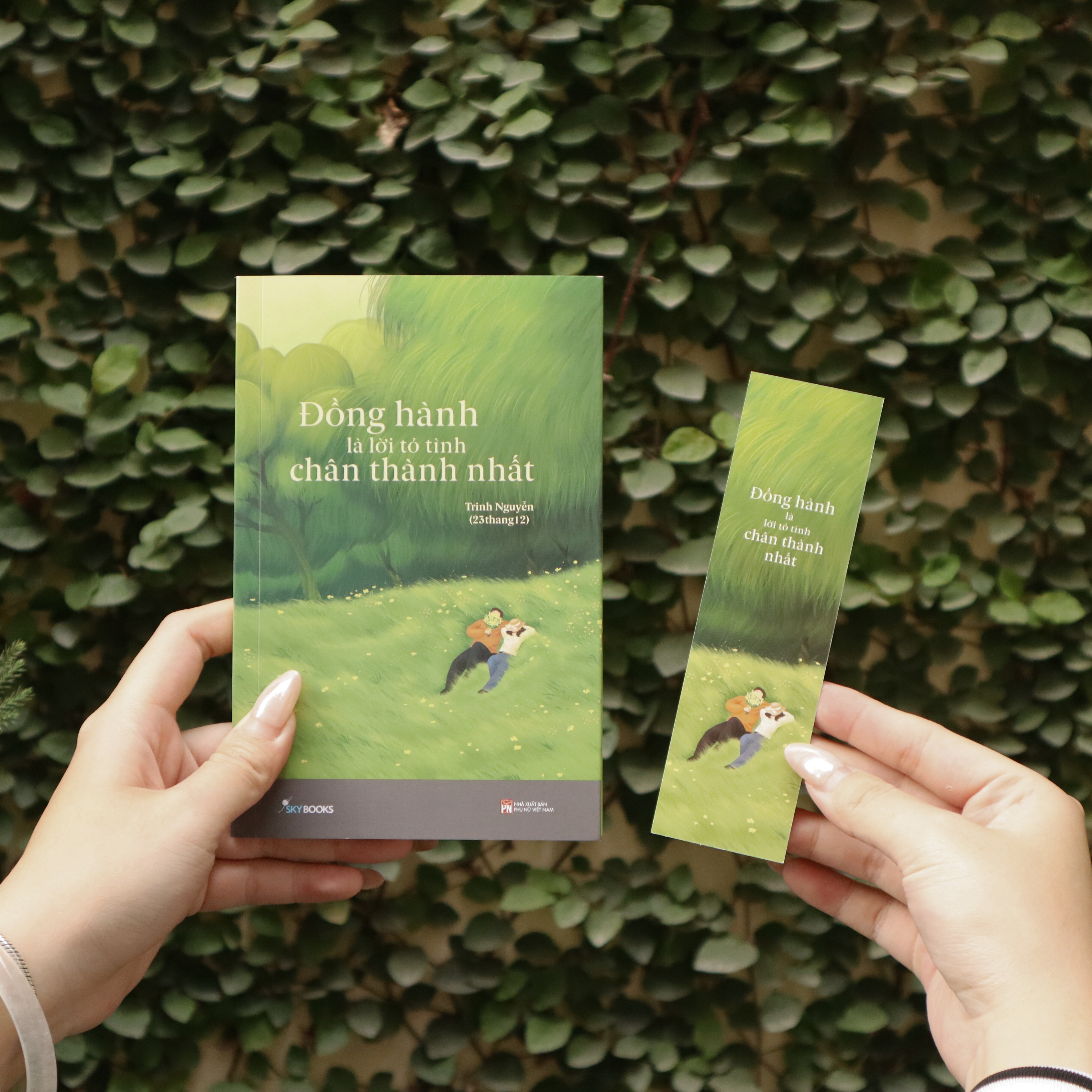 Đồng Hành Là Lời Tỏ Tình Chân Thành Nhất - Bản Đặc Biệt - Tặng Kèm Bookmark + Postcard - Ảnh 7