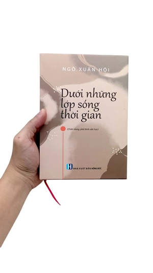 dưới những lớp sóng thời gian - bìa cứng - Ảnh 7