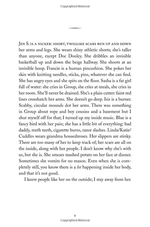 girl in pieces - Ảnh 10