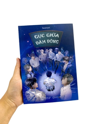 gục giữa đám đông - Ảnh 9